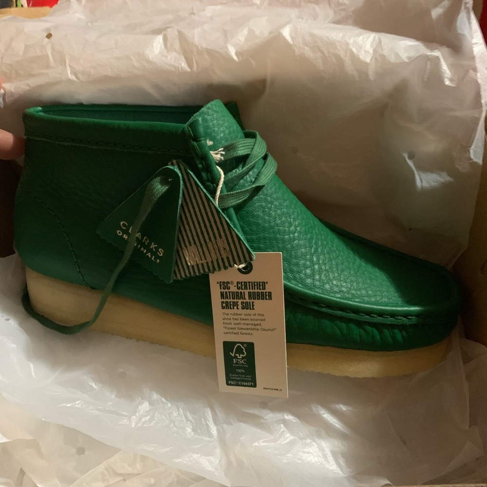 Clarks Green Leather Women's Shoes